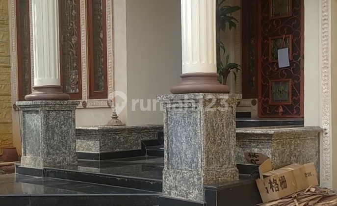 Luxury House with 4 Bedrooms and 2 Car Garage in Pulomas