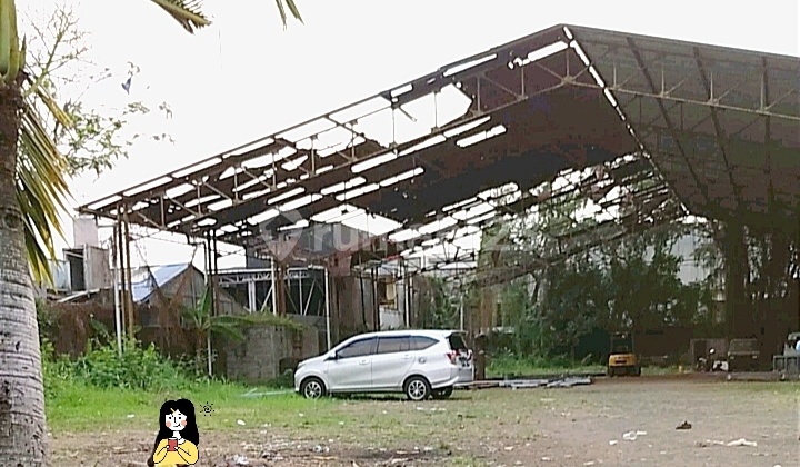 Old Steel Construction Warehouse in Cibodas Tangerang