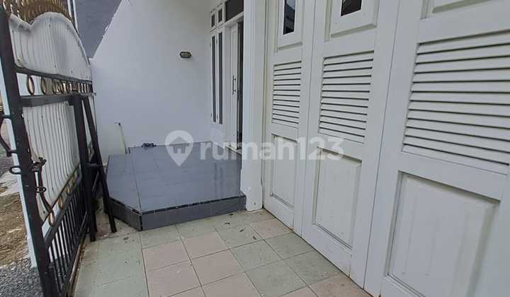 Rumah 3 Kamar Tidak Banjir Di Rawamangun 