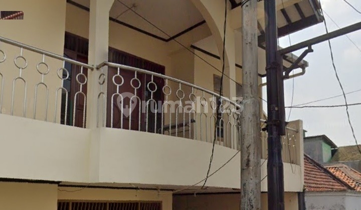 Rumah 6 Kamar Dekat Pasar Traditional Rawasari