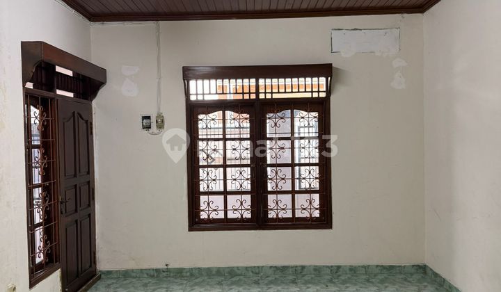 Rumah 4 Kamar dan 1 Garasi di Rawamangun Rumah 4 Kamar dan 1 Garasi di Rawamangun