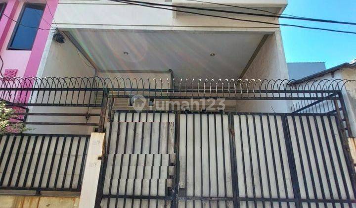 Rumah 4 Kamar Dengan Mezzanine Di Pademangan  1