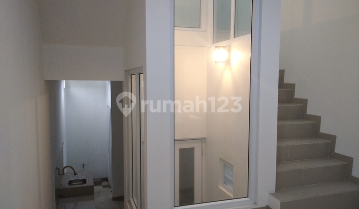 Minimalist 2-Bedroom House, Flood-Free in Cilincing Customs Minimalist 2-Bedroom House, Flood-Free in Cilincing Customs