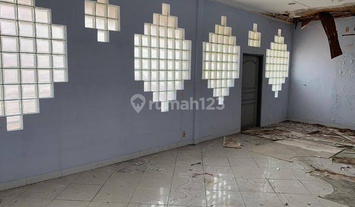 DIJUAL RUMAH DIPLUIT KARANG MANIS 2 LANTAI 2