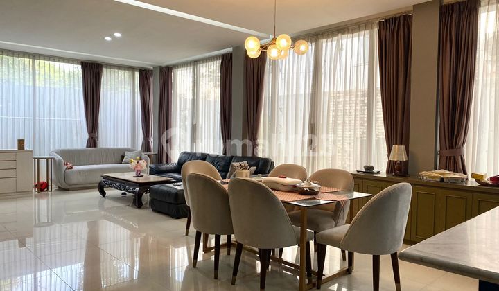 Bu Jual Cepat Murah! Rumah 2 Lantai Fully Furnished Lebak Bulus Jakarta Selatan Bu Jual Cepat Murah! Rumah 2 Lantai Fully Furnished Lebak Bulus Jakarta Selatan