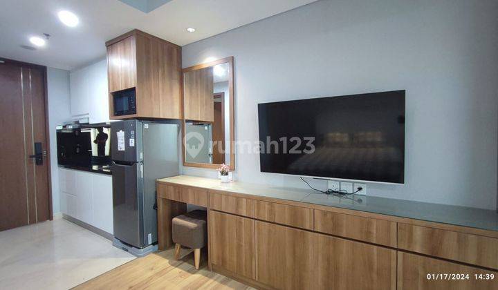 For Rent Apartment Southgate Residence Tipe Studio With Balcony 2