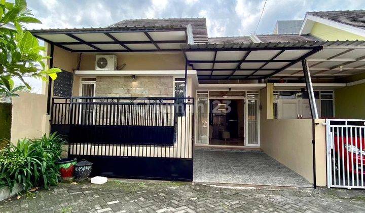 Rumah minimalis plus perabot siap huni di sukun Malang 1