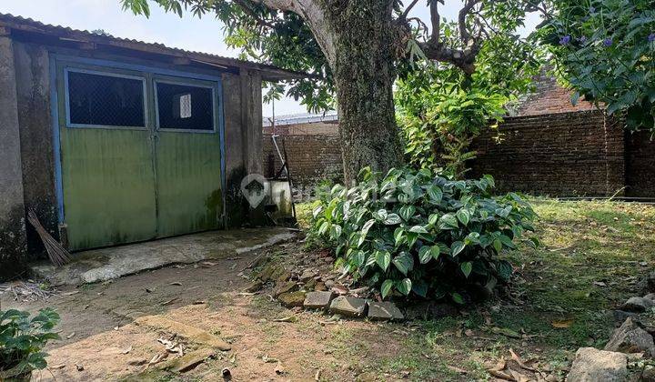 Rumah terawat bagus dan luas di Klojen Malang 2