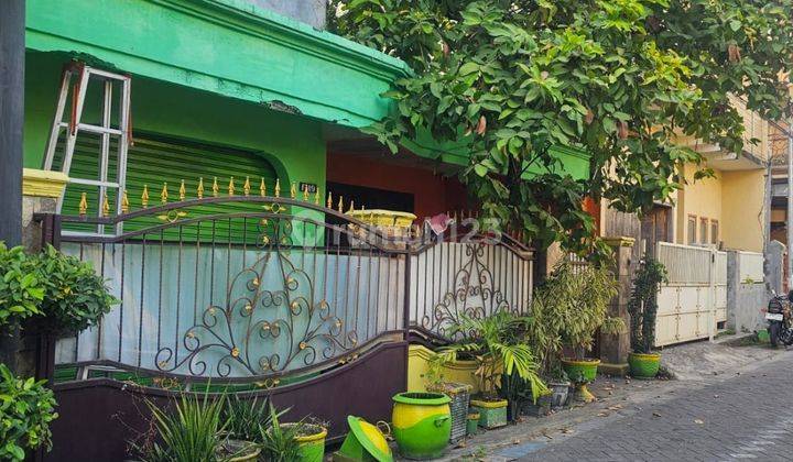 Rumah Hook Aman Akses Mudah Dijangkau Tol Gunungsari Surabaya 1