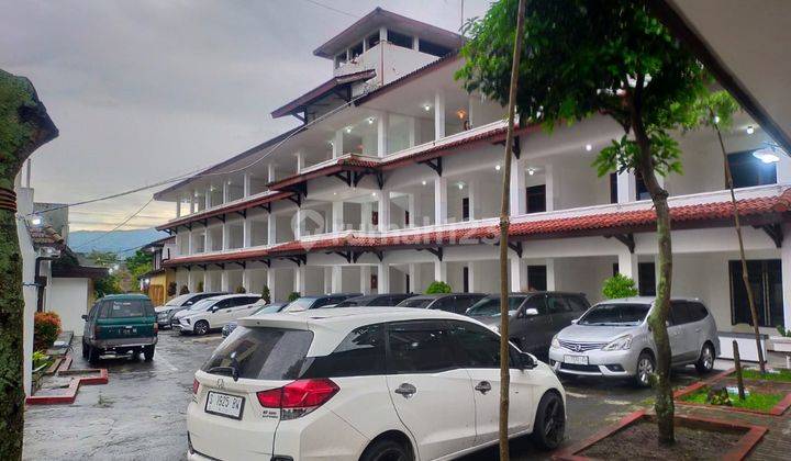 Hotel Cantik Luas Lokasi Sangat Strategis Dekat Alun-alun Kota Batu 2