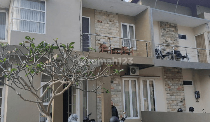 Rumah Modern Minimalis Strategis Full Furnished di Kota Batu  1