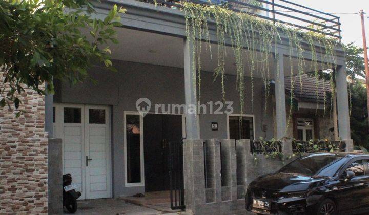 Rumah Rasa Villa 3 Lantai Terawat Baru Renovasi Siap Huni di Perum Saxophone Malang 1