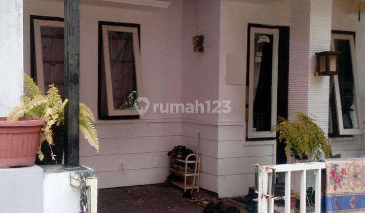 Rumah 1,5 lantai siap huni desain minimalis di Tunggulwulung Malang 2