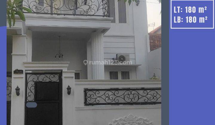 Rumah Luas Mewah Strategis Terawat di Purworejo Pasuruan  1