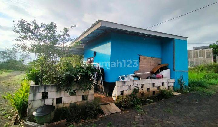 RUMAH SEMI PERMANEN HARGA BAIK DI JUNREJO KOTA BATU.  2