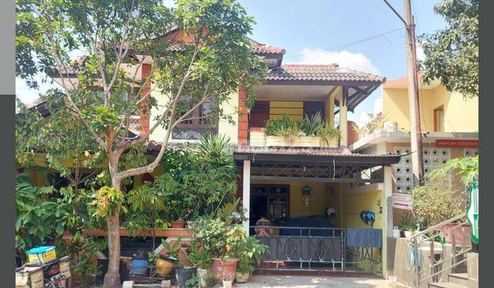 Rumah luas dan strategis 2 lantai di Griyashanta Malang 1