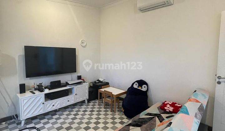 Rumah Hook Mewah 3 Lantai Full Perabotan Di Sulfat Malang Kota 2