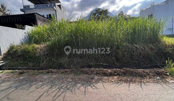 Tanah Dekat Pemukiman Cocok Untuk Villa Asri Akses Mudah Di Batu 2