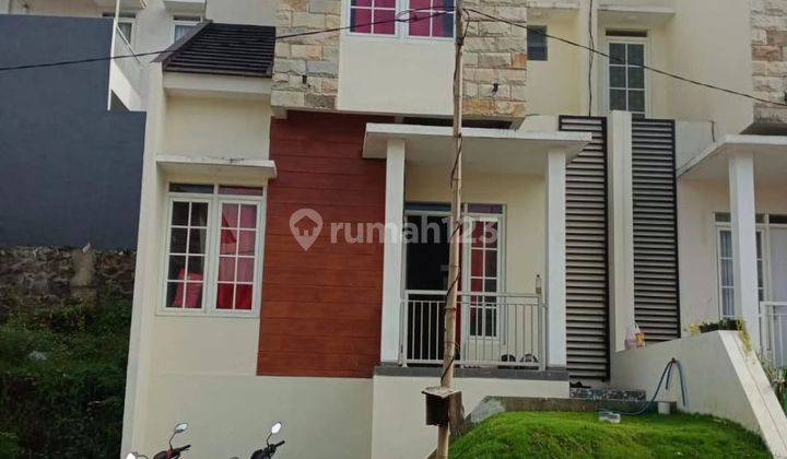 Rumah siap huni murah 2 lantai dekat kampus UIN Malang 1