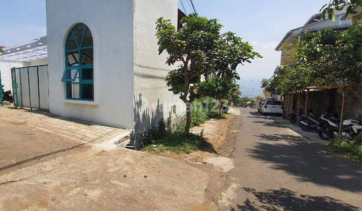 Rumah Siap Huni Desain Estetik Santorini Bagus Utk Vila Kota Batu 1