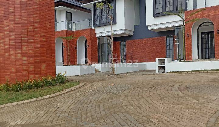 Villa Premium Nirwana Hills Elegan View Pegunungan Kota Batu 2