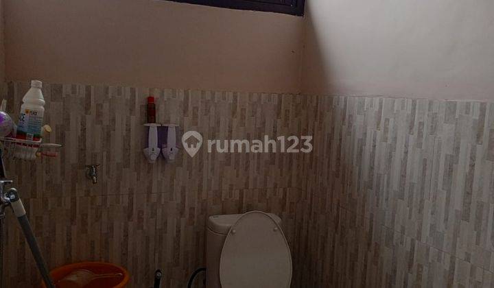 Sewa Rumah Luas Siap Huni Ada Perabot Dekat Pasar Kota Batu 2