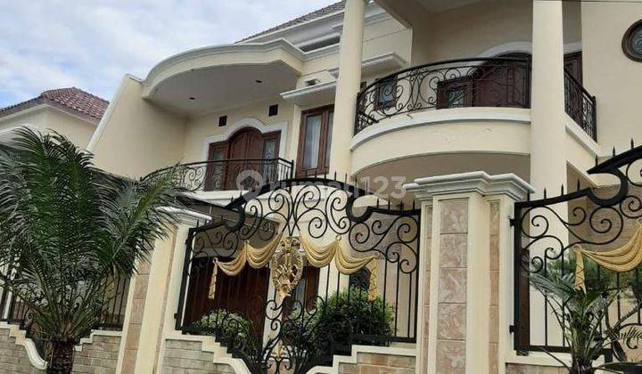 Dijual Rumah Cantik Klasik Di Kawasan Elit, Araya Malang 2