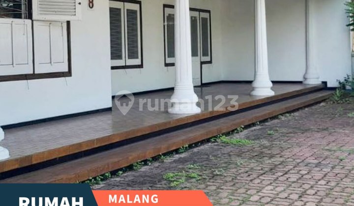 Properti Langka Dijual/Disewakan Rumah Klasik di Jl Buring Malang 