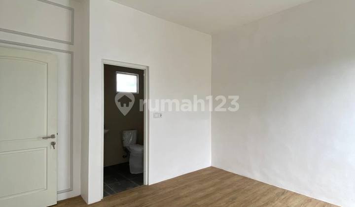 For Sale: Strategic Pre-Order House, Just a Step Away from Pakis Toll Exit 2