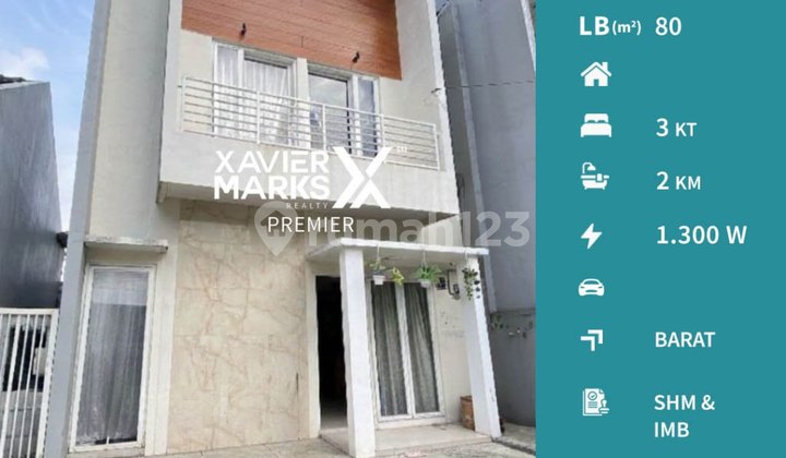 Dijual Rumah Terawat Siap Huni di Joyoagung Kota Malang Carport Luas