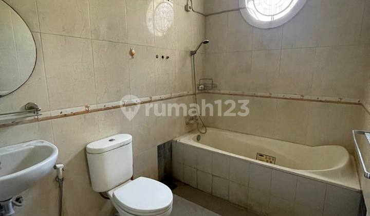 Disewakan Rumah Siap Huni Semi Furnished di Villa Puncak Tidar Malang 2