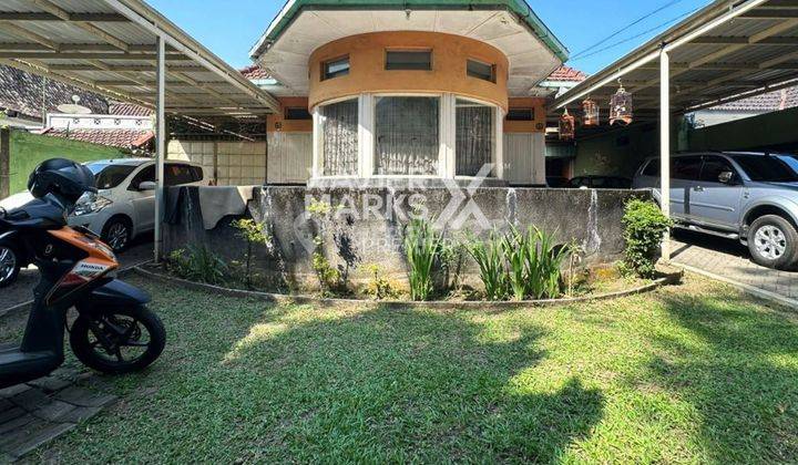 Dijual Rumah di Kawasan Strategis Jalan Ijen, Malang 1