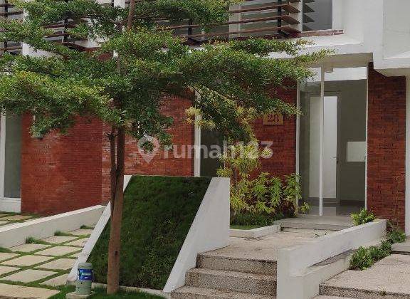 Dijual Rumah Baru Di The Oz, Malang 2