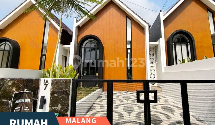 Unit Terbatas Rumah Baru FULL FURNISHED di GREENLAND TIDAR MALANG  1