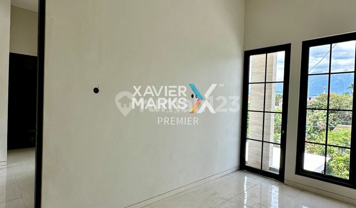 New American Classic Style House for Sale in Sengkaling, Malang 2