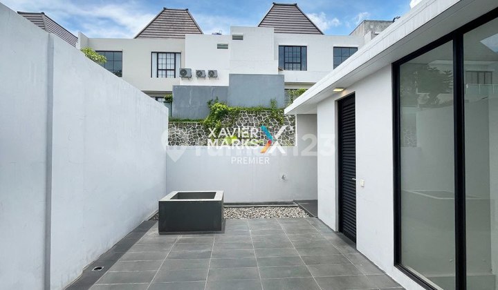 For Sale 3-Storey Shop House Ready to Occupancy in Citraland Puncak Tidar, Malang 2