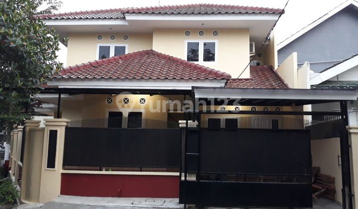 Dijual/disewa Rumah Bagus Siap Huni Dalam Cluster Exclusive Di Bintaro Sektor 9 Rumah Bagus SHM di Bintaro