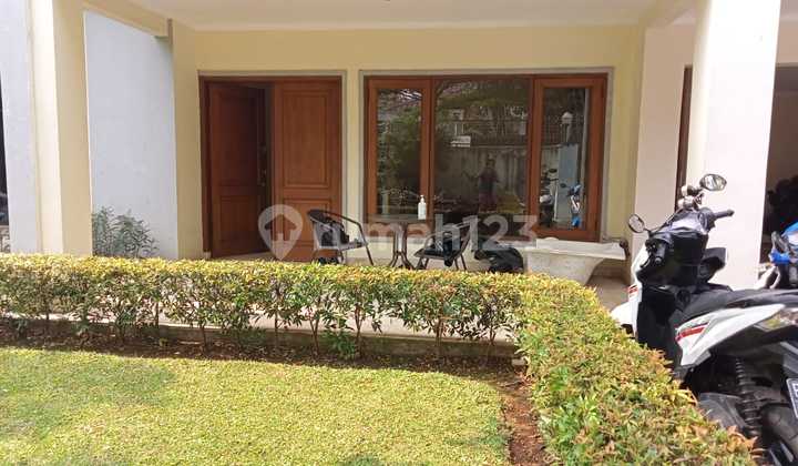 Rumah Siap Huni Bebas Banjir Di Kawasan Elit Kemang di Jl. Kemang Sel., Bangka, Kec. Mampang Prpt., Kota Jakarta Selatan, Daerah Khusus Ibukota Jakarta, Kemang SHM Rumah Bagus 2