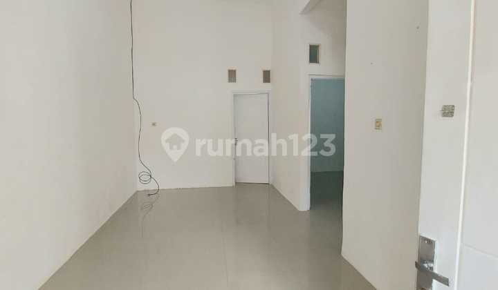 Ready-to-Occupy House in a Cluster in Sawangan Depok Nice House with SHM in Sawangan 2