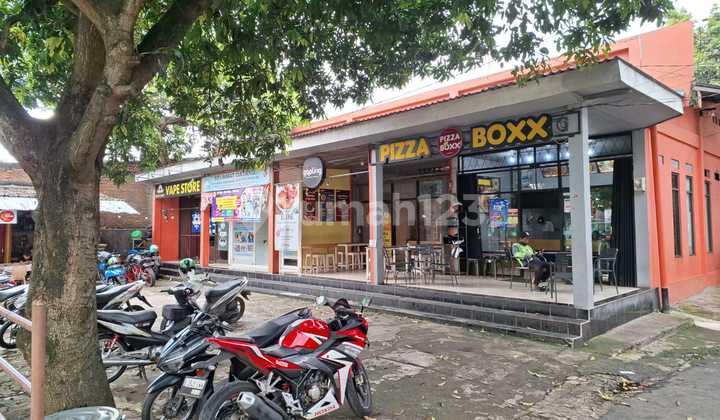 Rumah Dan Toko Di Pinggir Jalan Kahfi Jagakarsa Jakarta Selatan Ruang-Usaha di Jagakarsa 701.0 m² Semi Furnished SHM