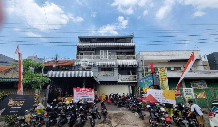 RUKO JALAN KEMBAR, GANDENG 3 UNIT, 4 LANTAI, PUSAT KOTA, LINGKUNGAN BISNIS 1