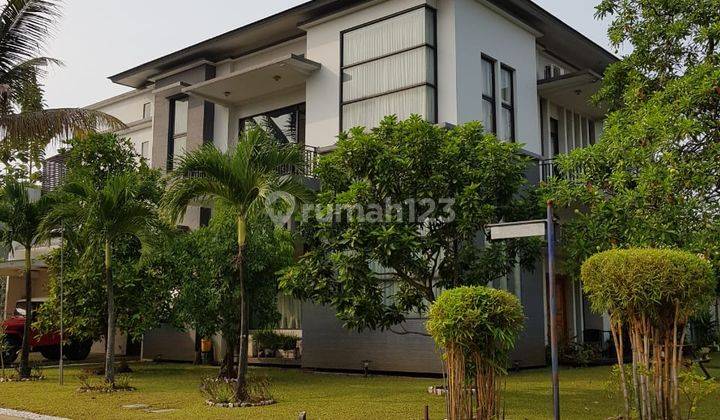 RUMAH ALAM SUTERA MAGNOLIA, HOEK, MEWAH, BANYAK KAMAR, INCLUDE SWIMMING POOL 1