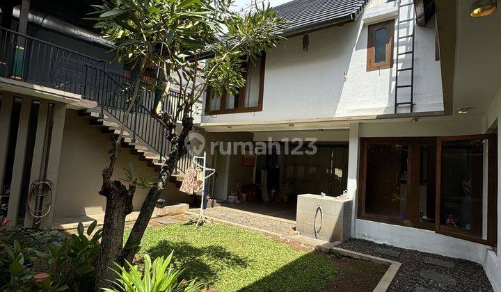 Rumah Puspita Loka, Bsd, 2 Lantai, Tanah Ngantong, Semi Furnished, Shm, Banyak Kamar 1