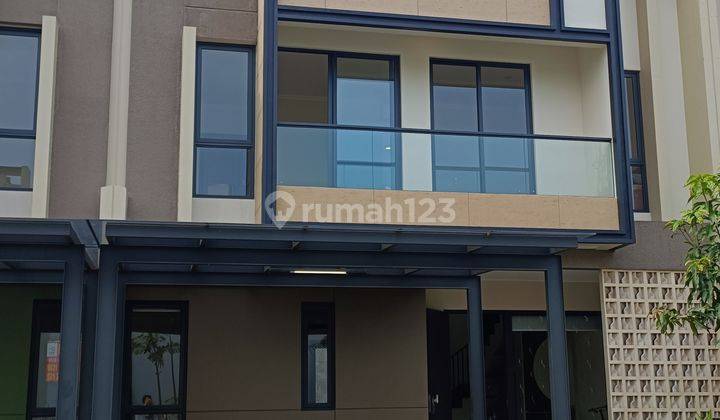 Rumah Cluster Carson, Scientia Gading Serpong, Turun Harga, Sudah Renovasi 1