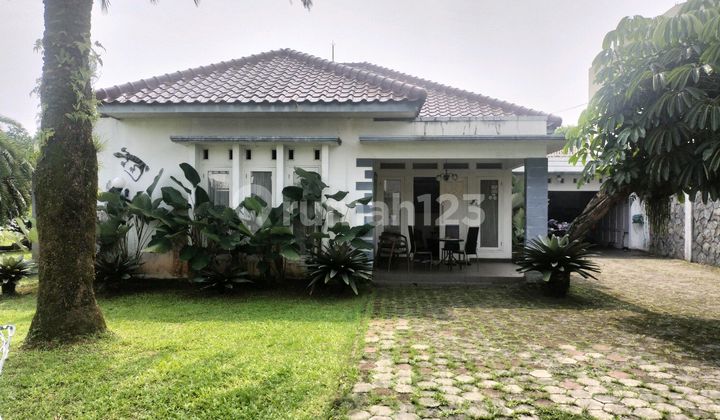 Rumah Cocok Cafe Resto Taman Dekat Tol Yasmin Borr  2