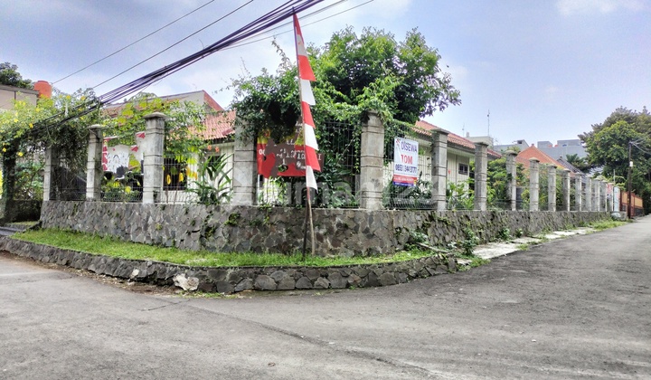 Rumah Hoek Murah Tengah Kota Dekat Sudirman, Kebun Raya, Jagorawi 3