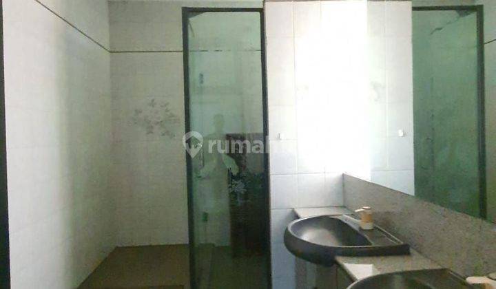 kamar mandi rumah murah strategis villa duta