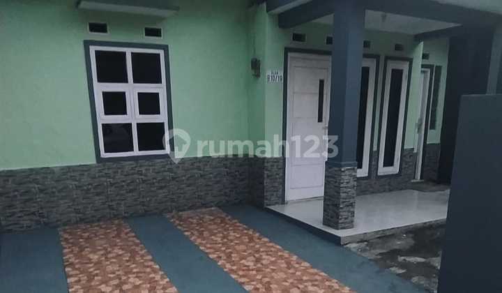tampak depan rumah murah siap huni ciomas