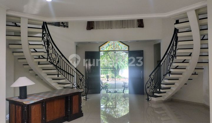 Rumah Villa Murah Bawah NJOP Bnr Ada Kolam Renang Dekat Jagorawi