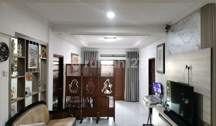 Rumah Hoek Full Furnished Bumi Menteng Asri Akses Jagorawi Yasmin